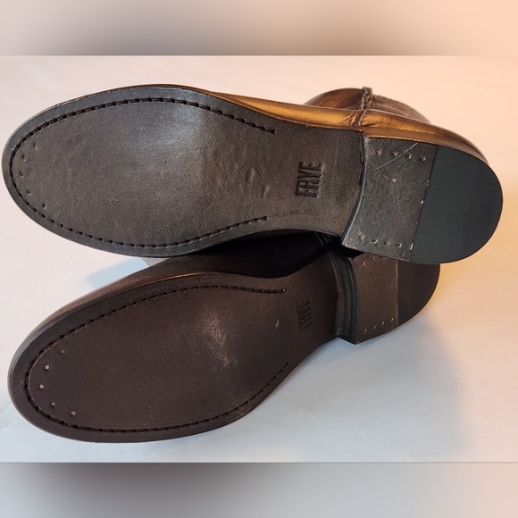 New! || FRYE || Cara booties, leather, flats, size 7.5, distressed, round toe - Picture 10 of 10